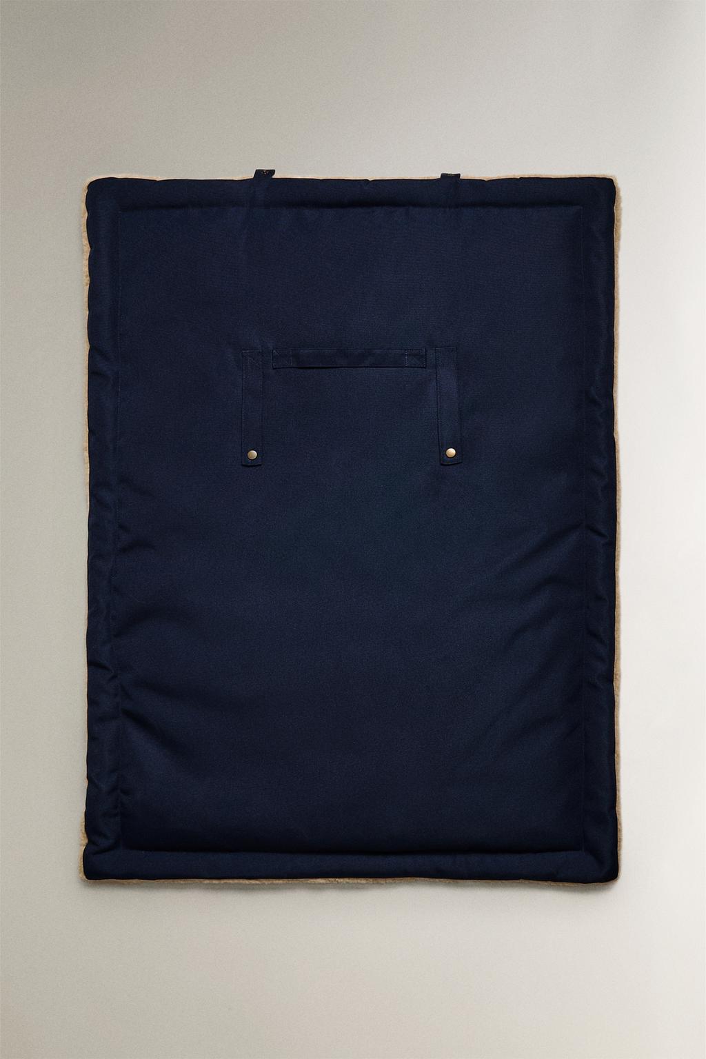 Плед для домашних животных с ручками, с возможностью скручивания