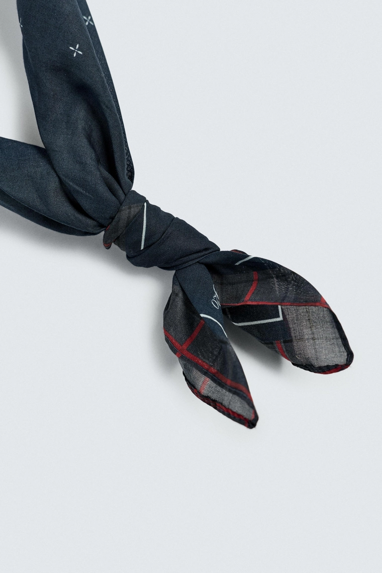 Бандана в геометрическом принте