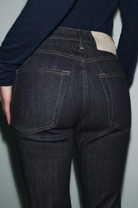 ДЖИНСЫ  СО СРЕДНЕЙ ПОСАДКОЙ — коллекция Zara «ZW»