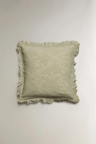 Чехол для декоративной подушки с рюшей из жаккарда- Заказать в России