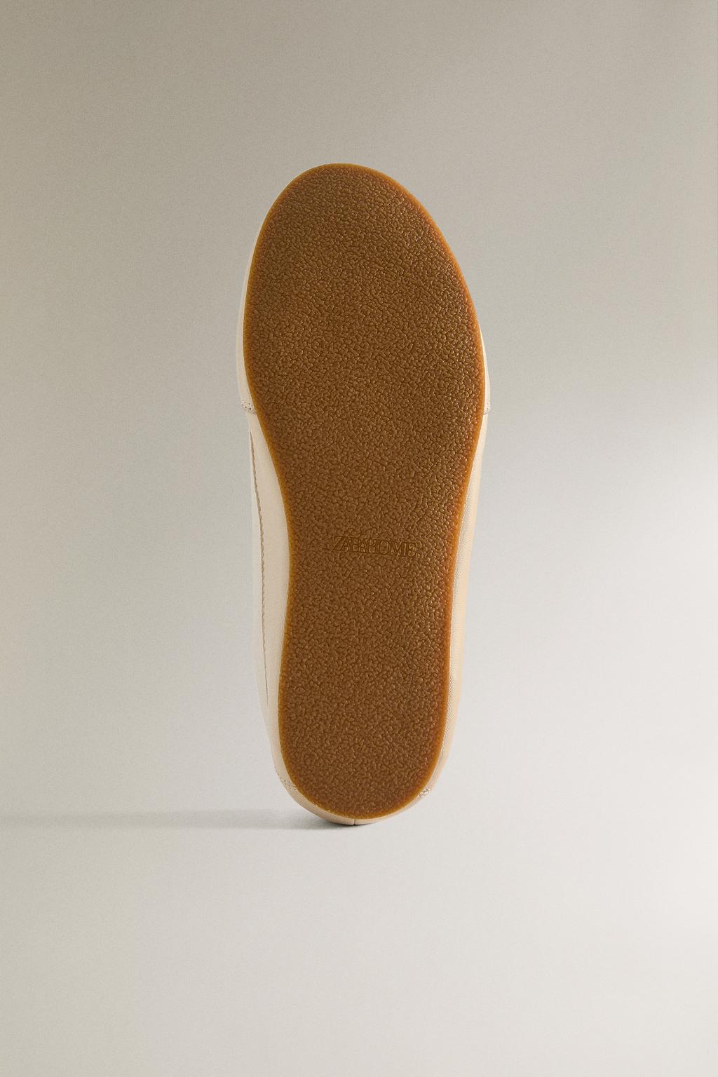 Кожаные кеды