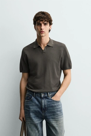 Поло из рельефного трикотажа