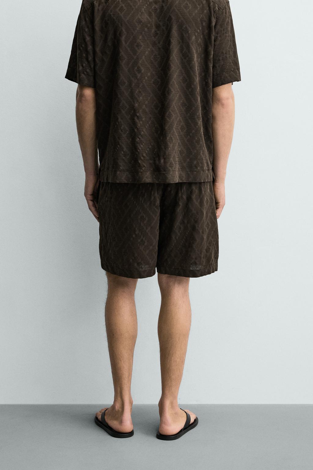 Бермуды с геометрическим жаккардовым узором