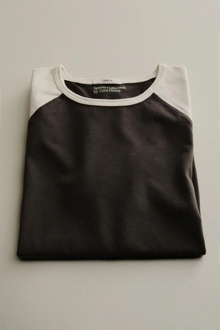 Футболка из двух оттенков хлопка- Заказать в России