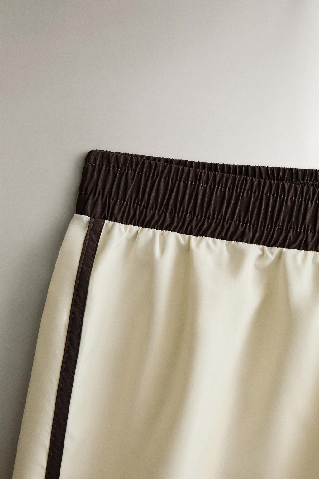 Спортивные шорты