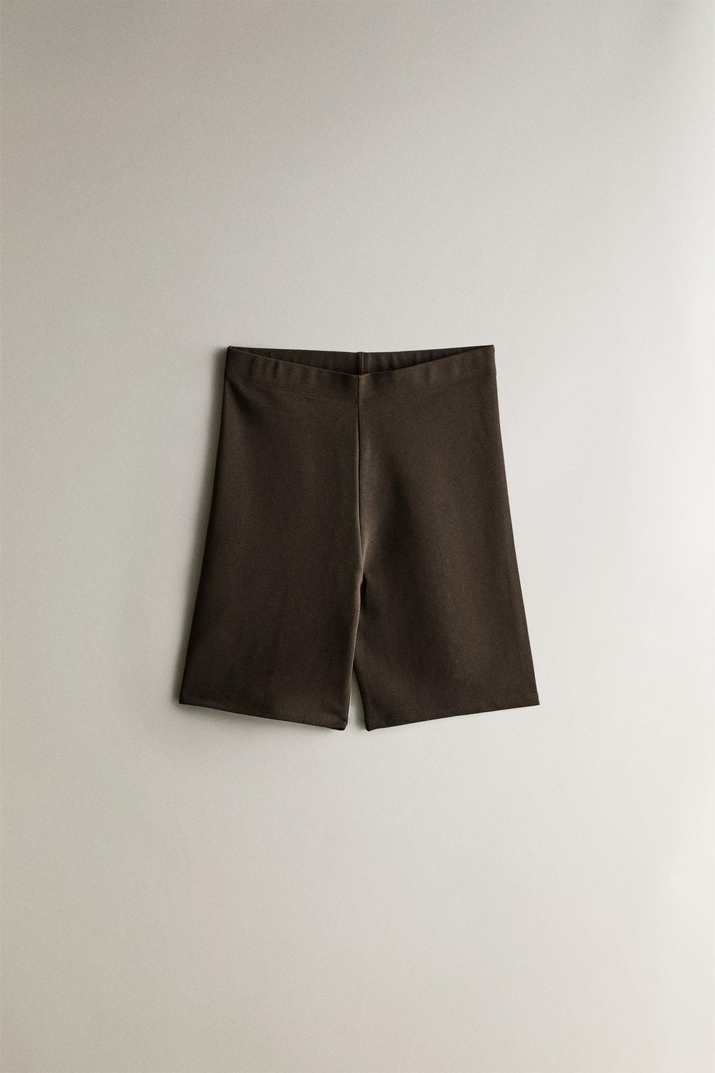 Короткие спортивные леггинсы