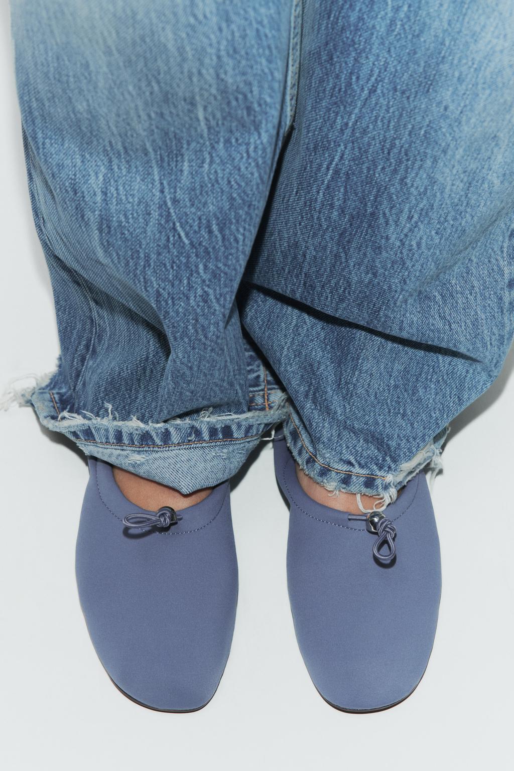 БАЛЕТКИ ИЗ НЕОПРЕНА С РЕМЕШКОМ