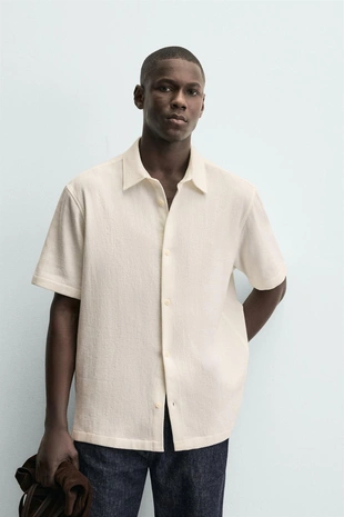 Рубашка из рельефной ткани комфорт