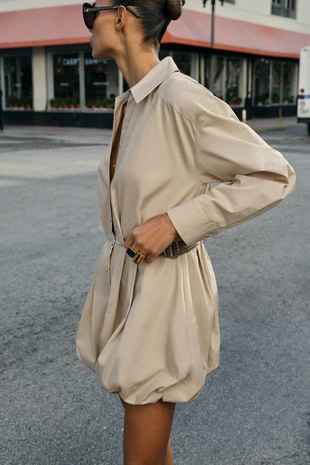 Короткое платье-баллон- Заказать в России