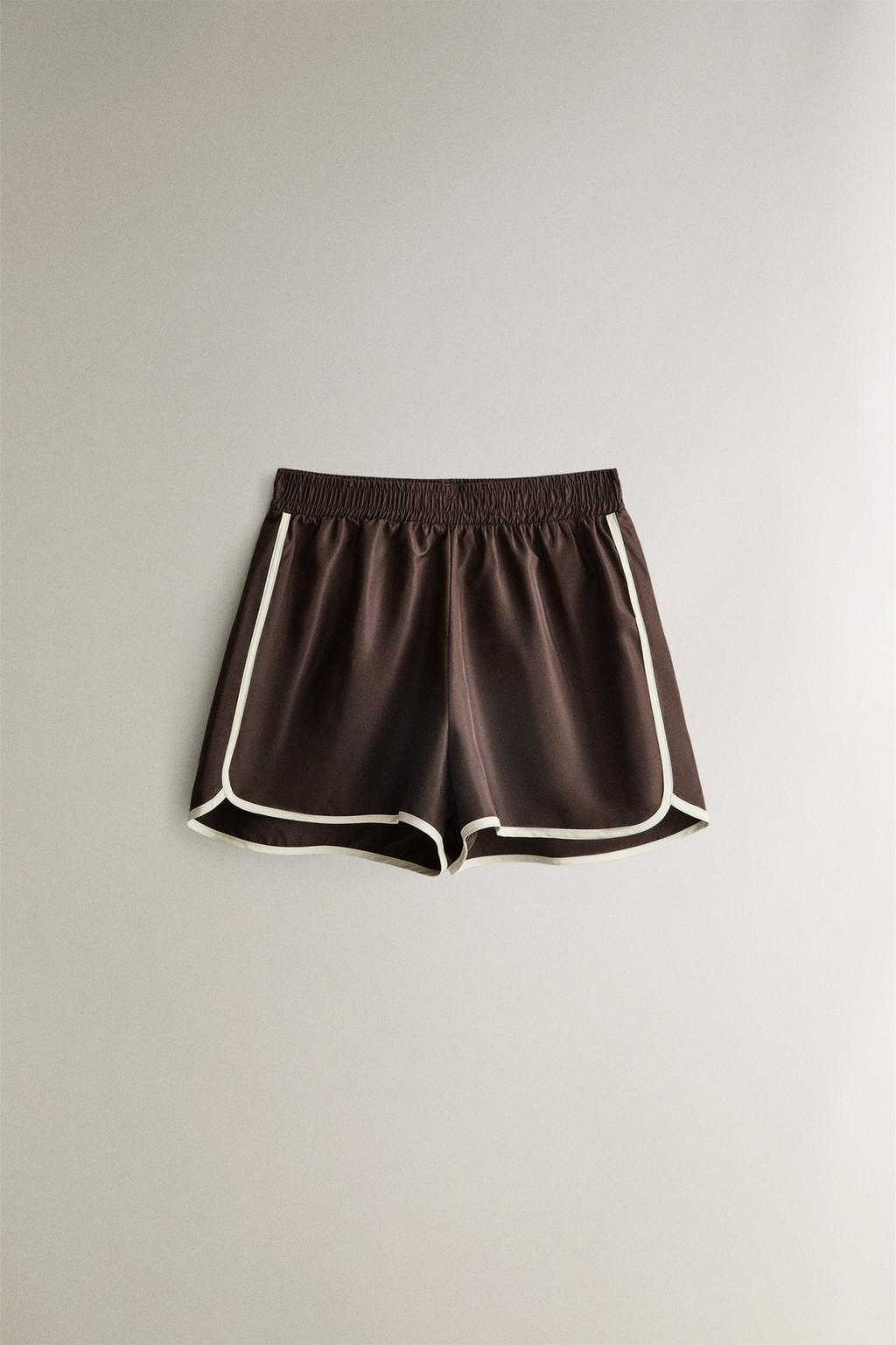 Спортивные шорты