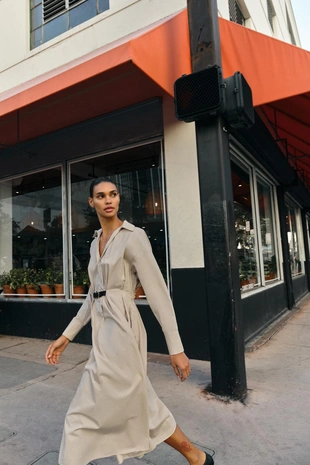 Платье миди с поясом- Заказать в России