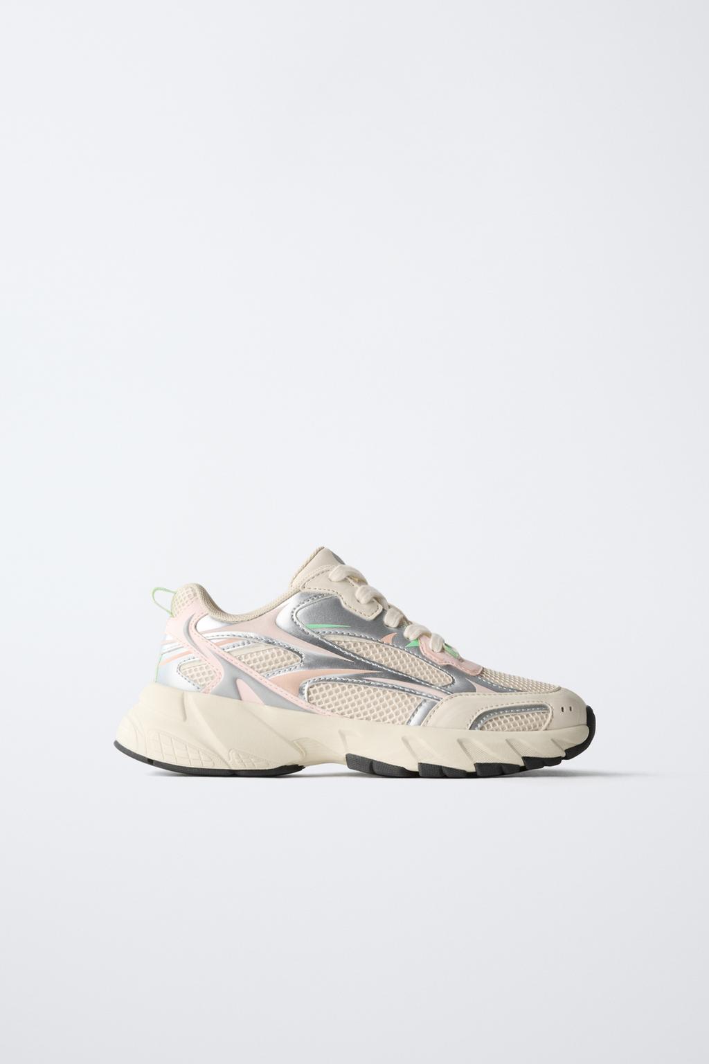 КРОССОВКИ С ДЕТАЛЯМИ ИЗ СЕТЧАТОЙ ТКАНИ