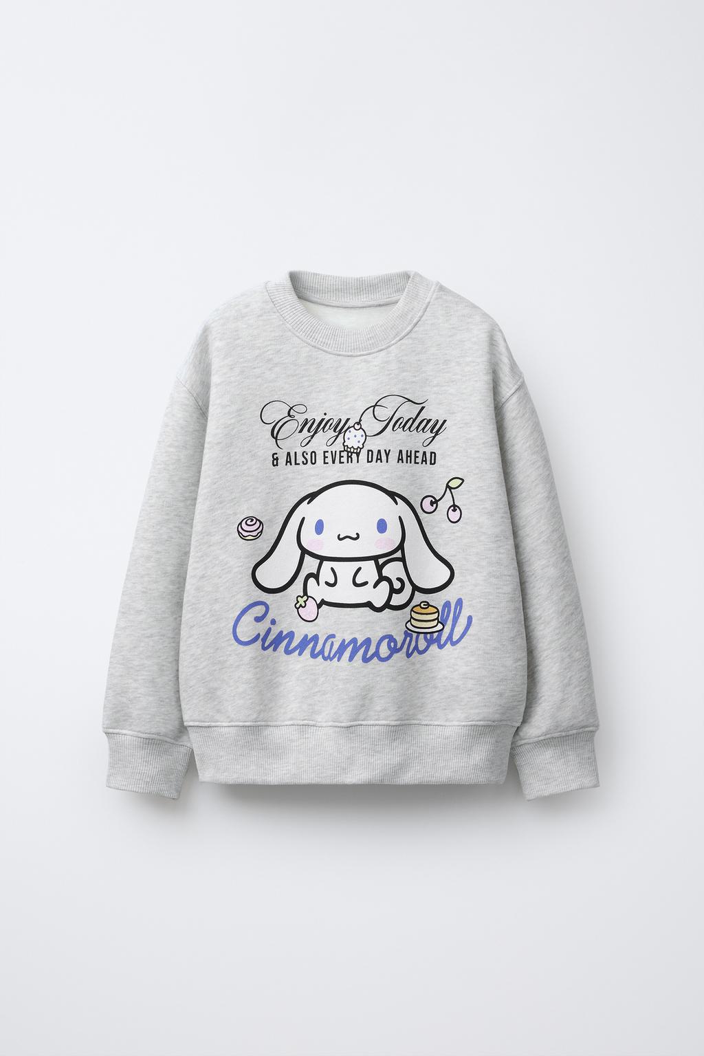 ТОЛСТОВКА С ПРИНТОМ CINNAMOROLL © SANRIO