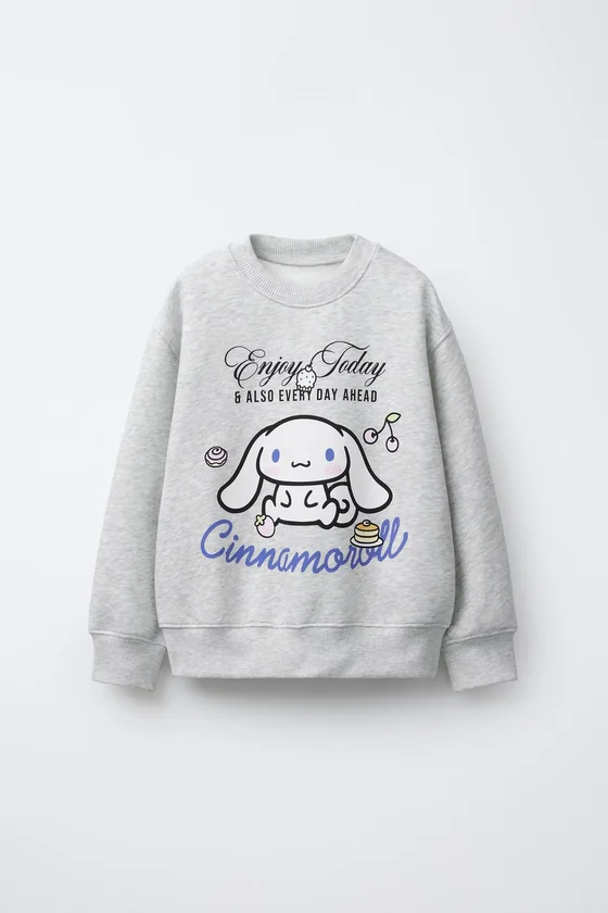 ТОЛСТОВКА С ПРИНТОМ CINNAMOROLL © SANRIO