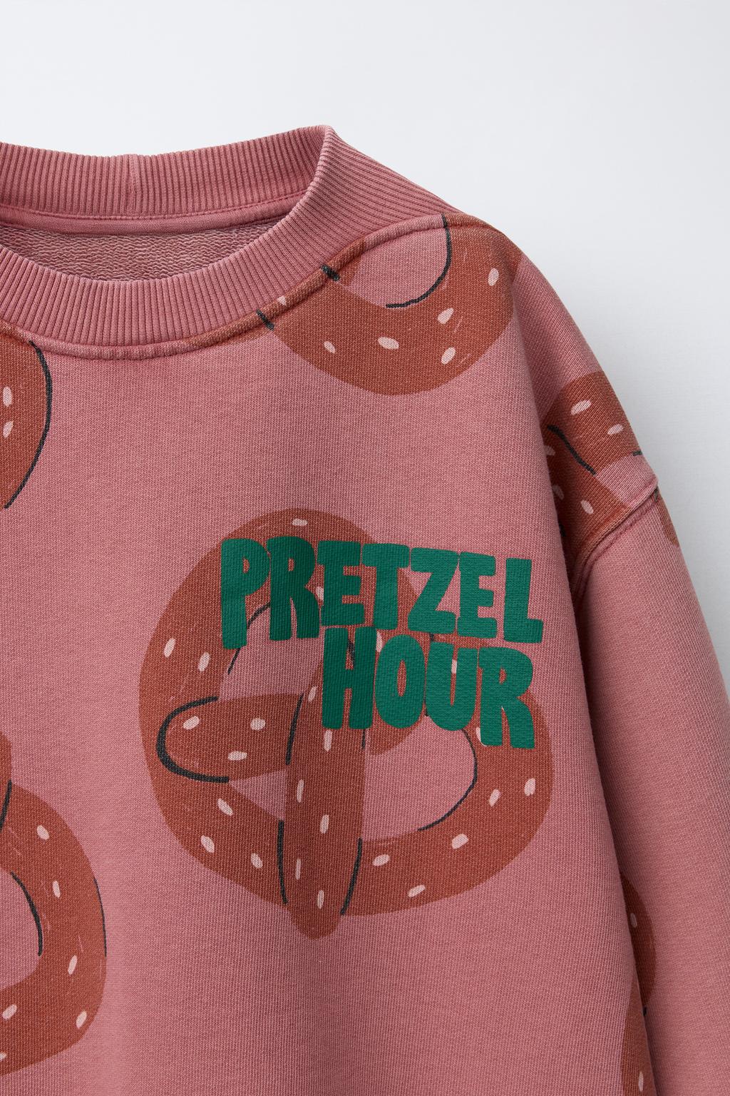 ТОЛСТОВКА С ПРИНТОМ «КРЕНДЕЛЬ»