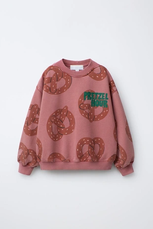 Толстовка с принтом «крендель»- Заказать в России