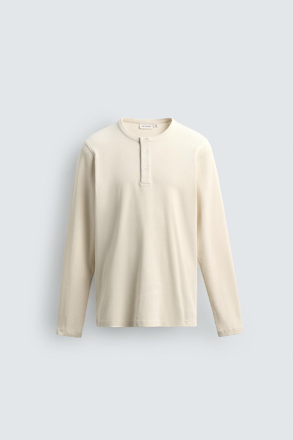 ФУТБОЛКА В РУБЧИК С ВОРОТНИКОМ НА ПУГОВИЦАХ