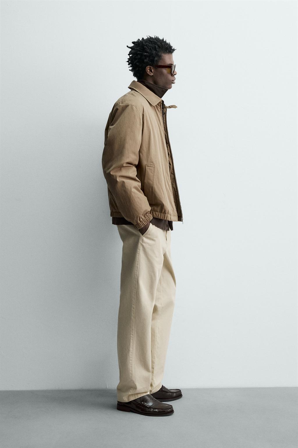 СТЕГАНАЯ КУРТКА ИЗ ВЫСОКОТЕХНОЛОГИЧНОЙ ТКАНИ