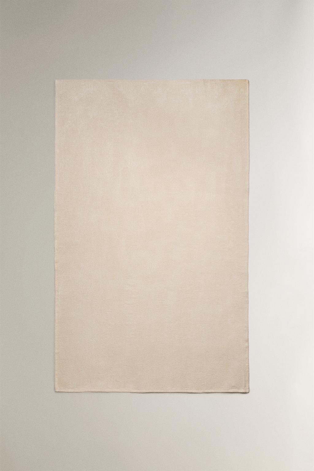 Плед с жаккардовым узором из шениля