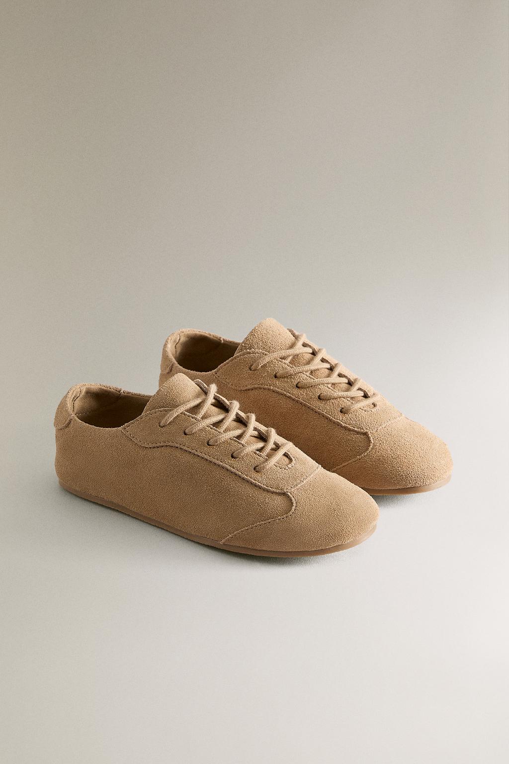 Детские кожаные кроссовки