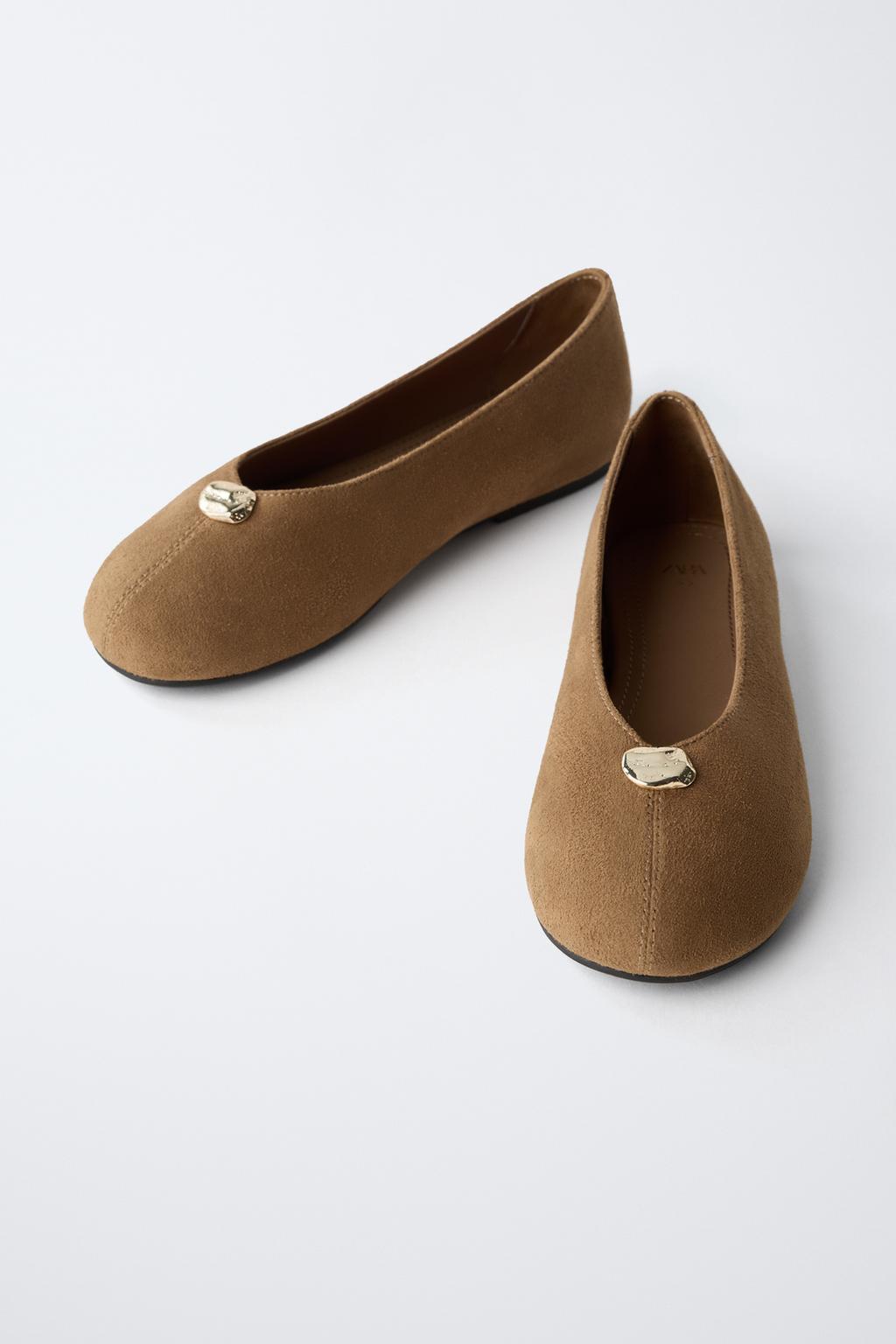 БАЛЕТКИ С ДЕКОРАТИВНОЙ ДЕТАЛЬЮ