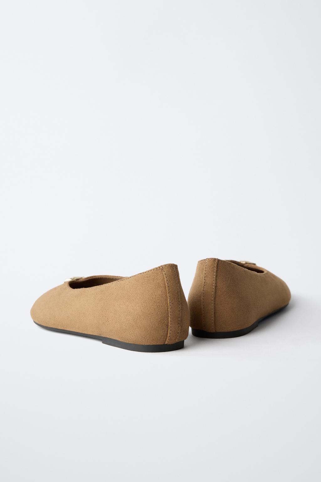 БАЛЕТКИ С ДЕКОРАТИВНОЙ ДЕТАЛЬЮ