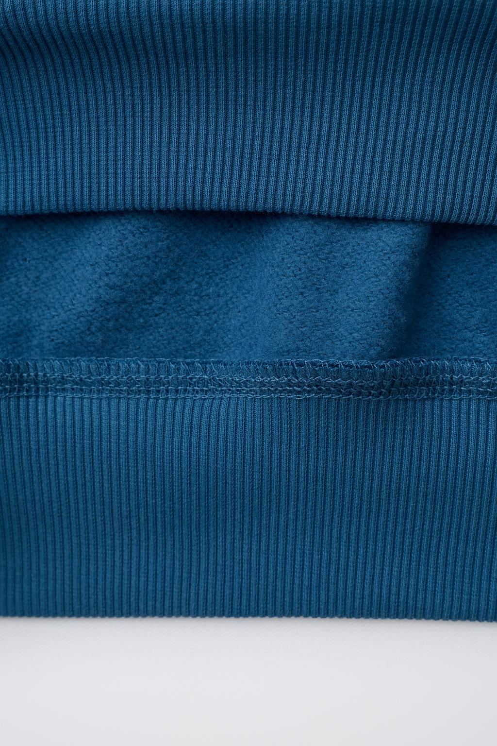 ТОЛСТОВКА С НАДПИСЬЮ ДЛЯ ПРОБЕЖКИ