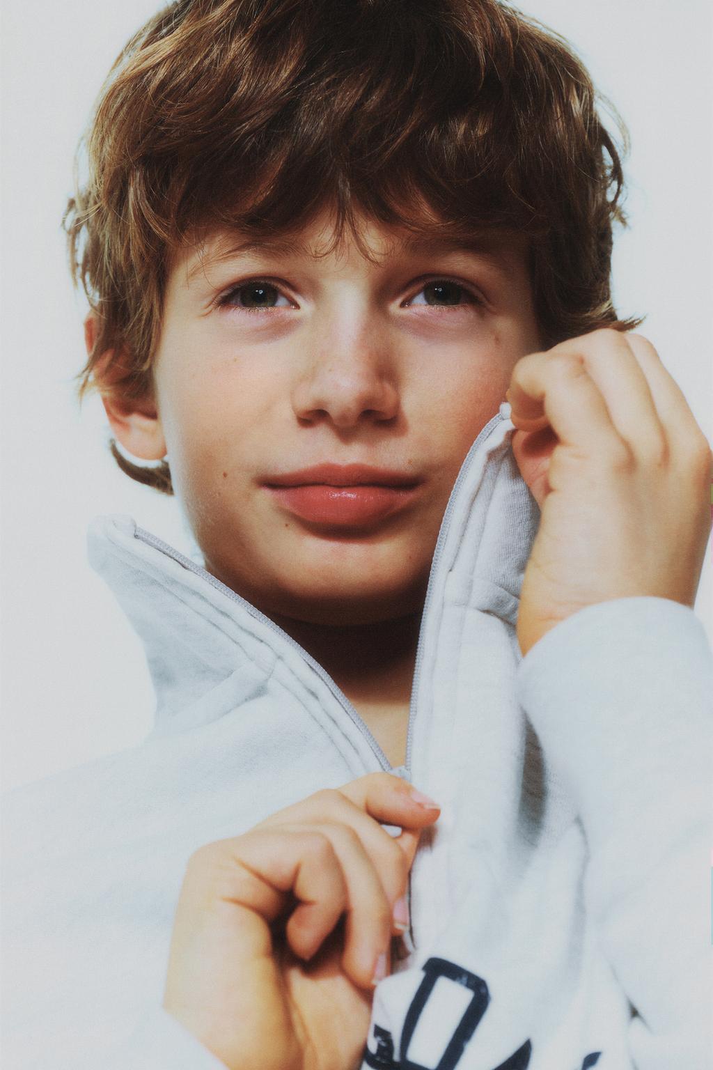 ТОЛСТОВКА JOGGING С ТЕКСТОМ