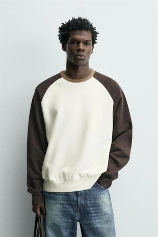 Толстовка с контрастными вставками и круглым вырезом- Заказать в России