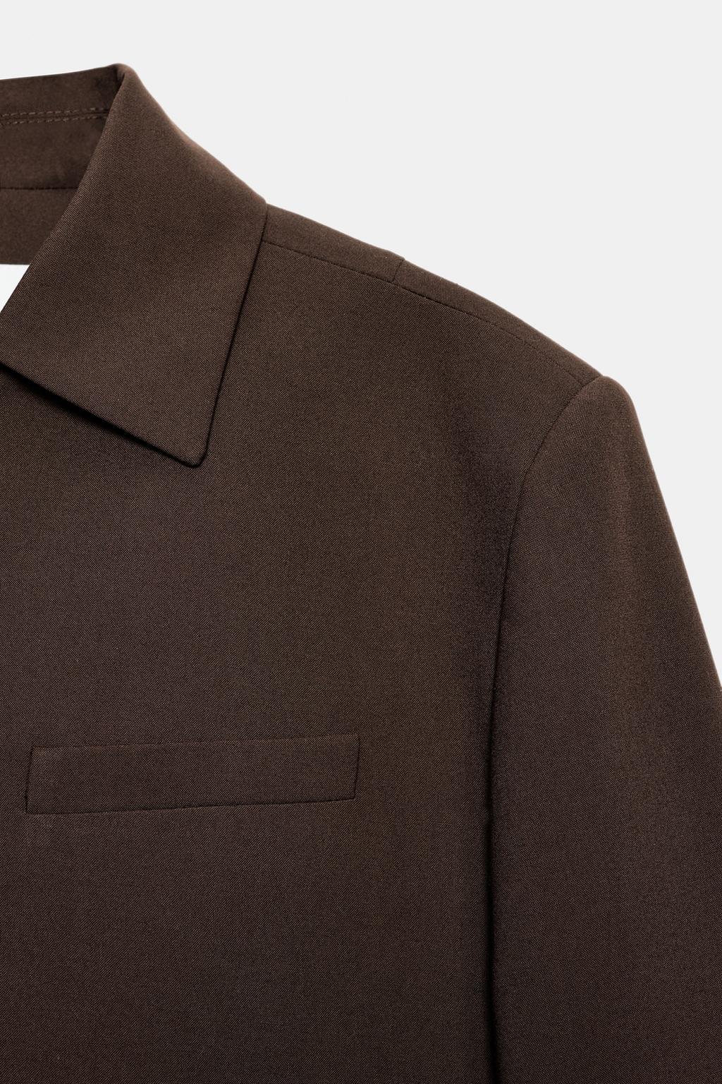 ДВУБОРТНЫЙ БЛЕЙЗЕР С ВОРОТНИКОМ С ЛАЦКАНАМИ