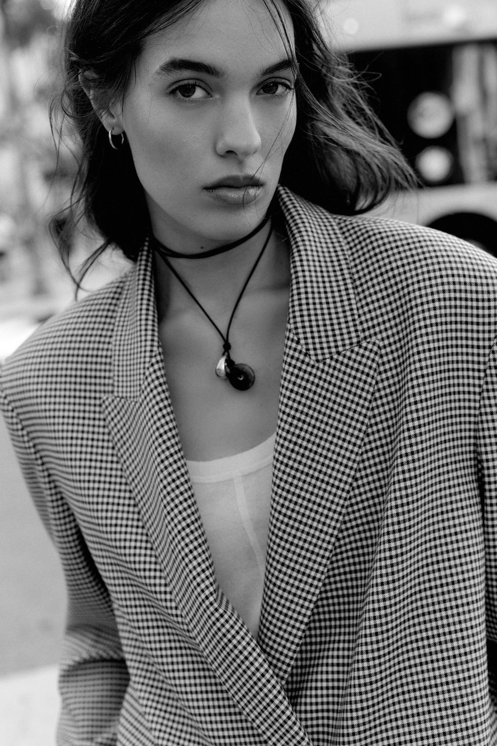 ДВУБОРТНЫЙ БЛЕЙЗЕР ОВЕРСАЙЗ