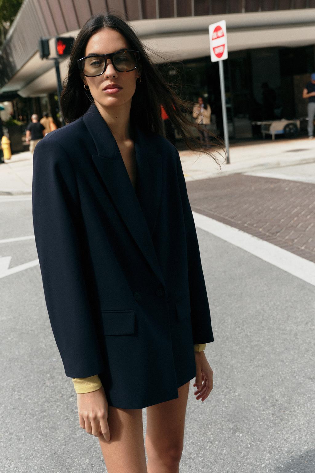 ДВУБОРТНЫЙ БЛЕЙЗЕР ОВЕРСАЙЗ