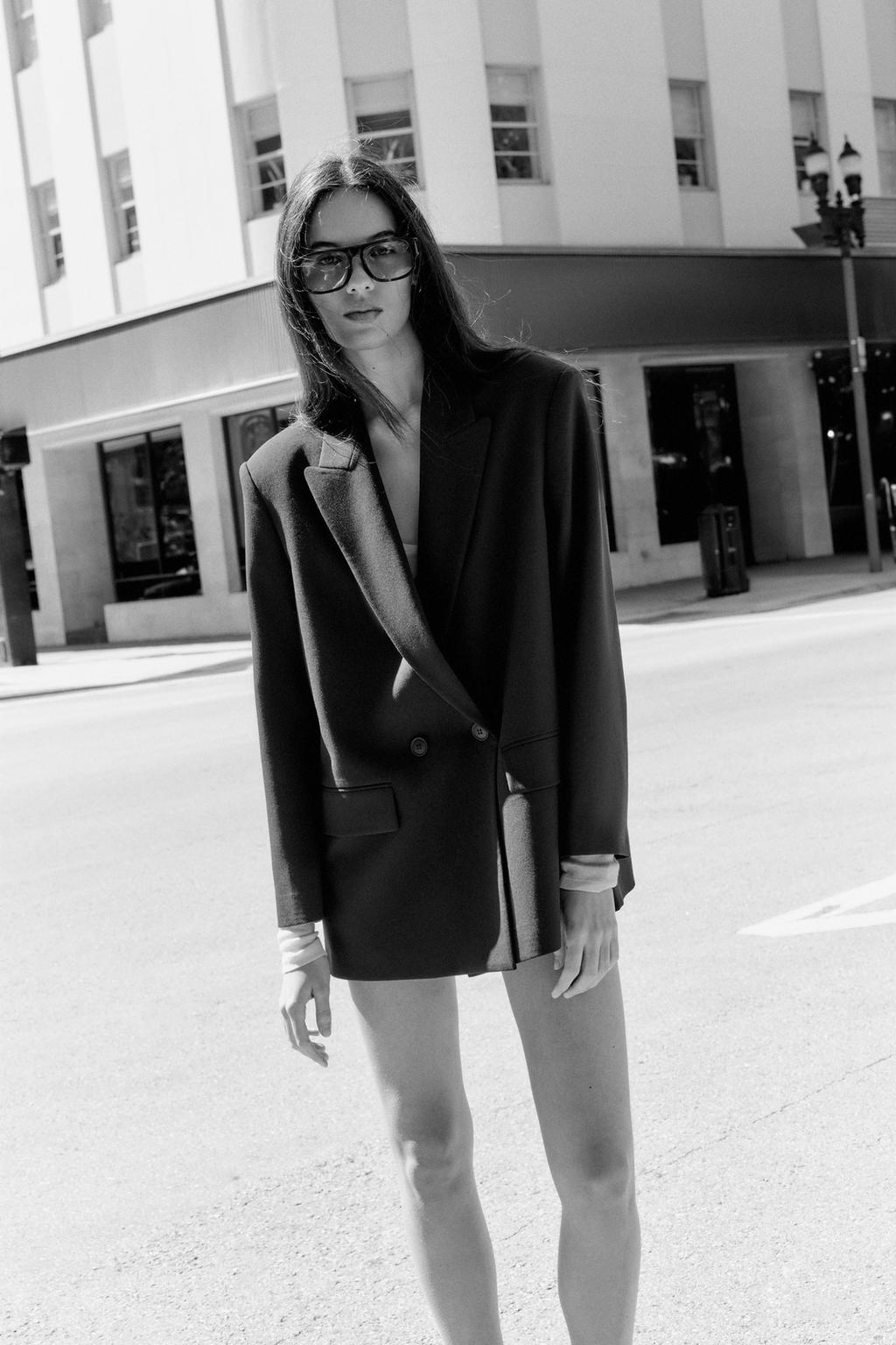 ДВУБОРТНЫЙ БЛЕЙЗЕР ОВЕРСАЙЗ