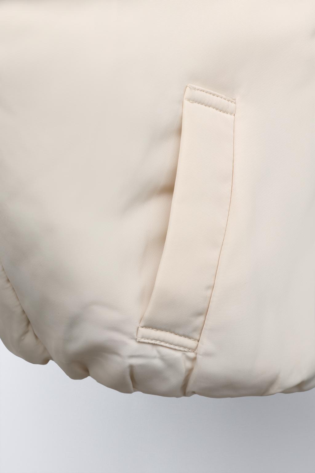 БОМБЕР С НАШИВКАМИ И АНИМАЛИСТИЧЕСКИМ ПРИНТОМ