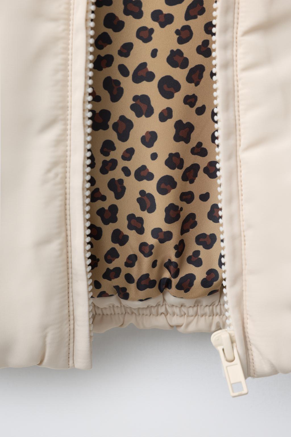 БОМБЕР С НАШИВКАМИ И АНИМАЛИСТИЧЕСКИМ ПРИНТОМ