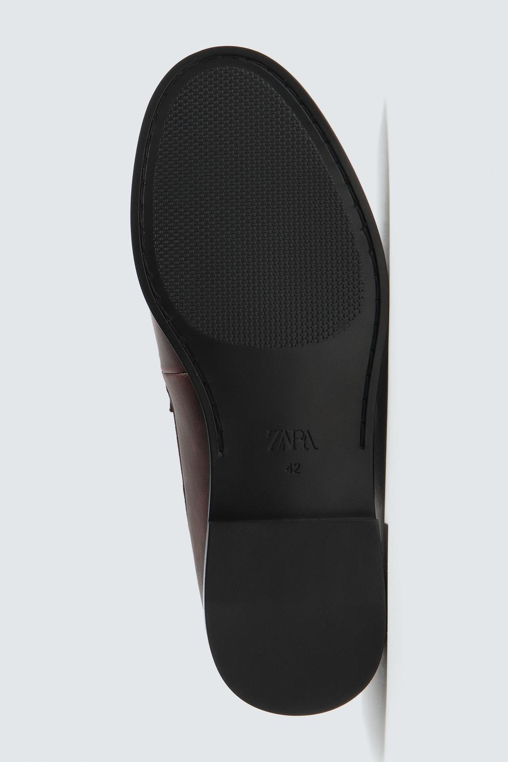 ЛОФЕРЫ С ЭФФЕКТОМ ПОТЕРТОСТИ НА ОБЪЕМНОЙ ПОДОШВЕ