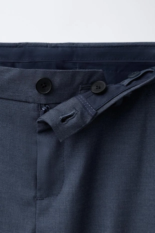 Костюмные брюки с рельефным узором- Заказать в России