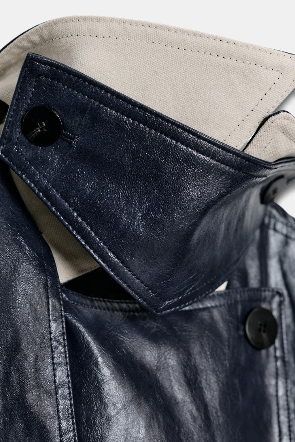 ТРЕНЧ ОВЕРСАЙЗ ИЗ ИСКУССТВЕННОЙ КОЖИ — ZW COLLECTION