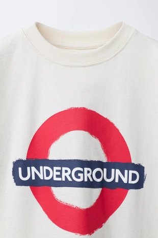 Футболка с принтом UNDERGROUND LONDON ©- Заказать в России