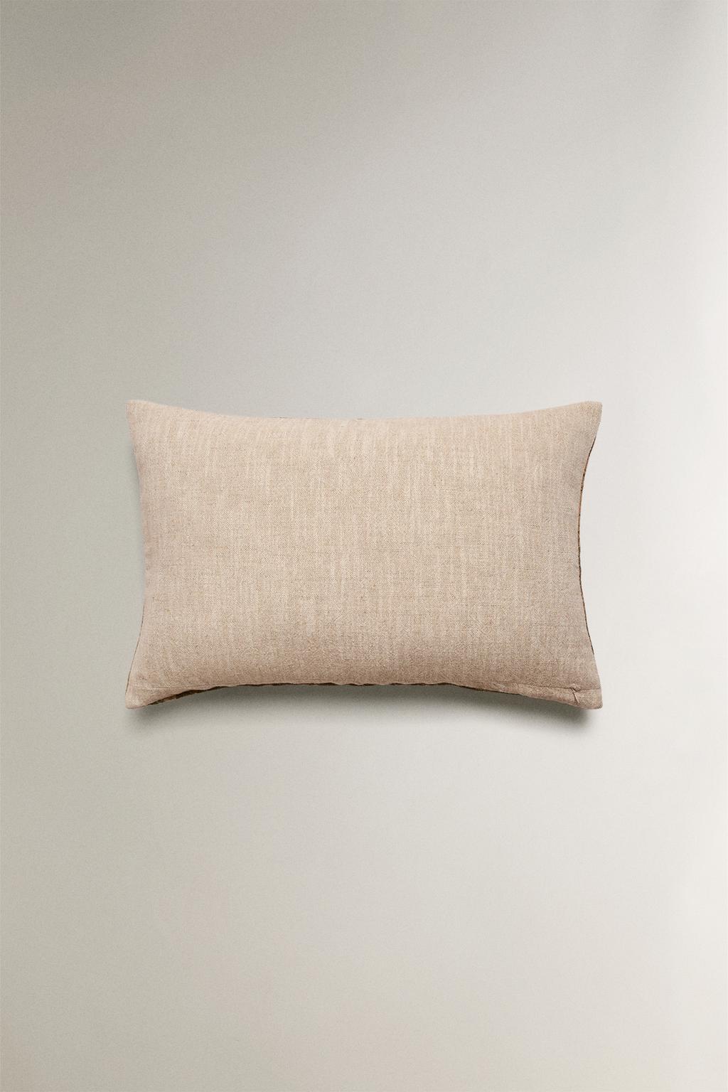 Защитный чехол с цветочным узором