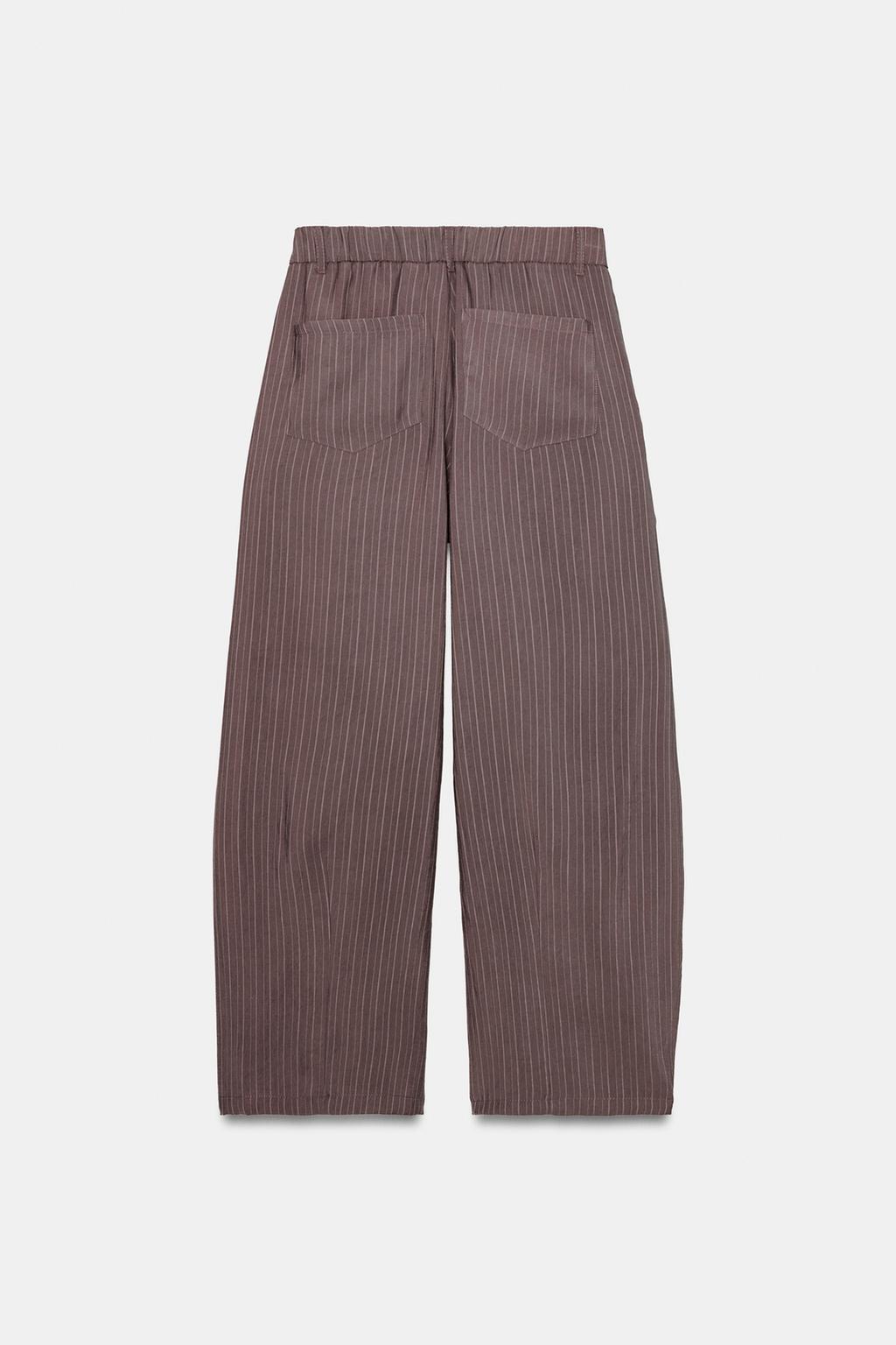 СТРУЯЩИЕСЯ БРЮКИ СО СКЛАДКАМИ