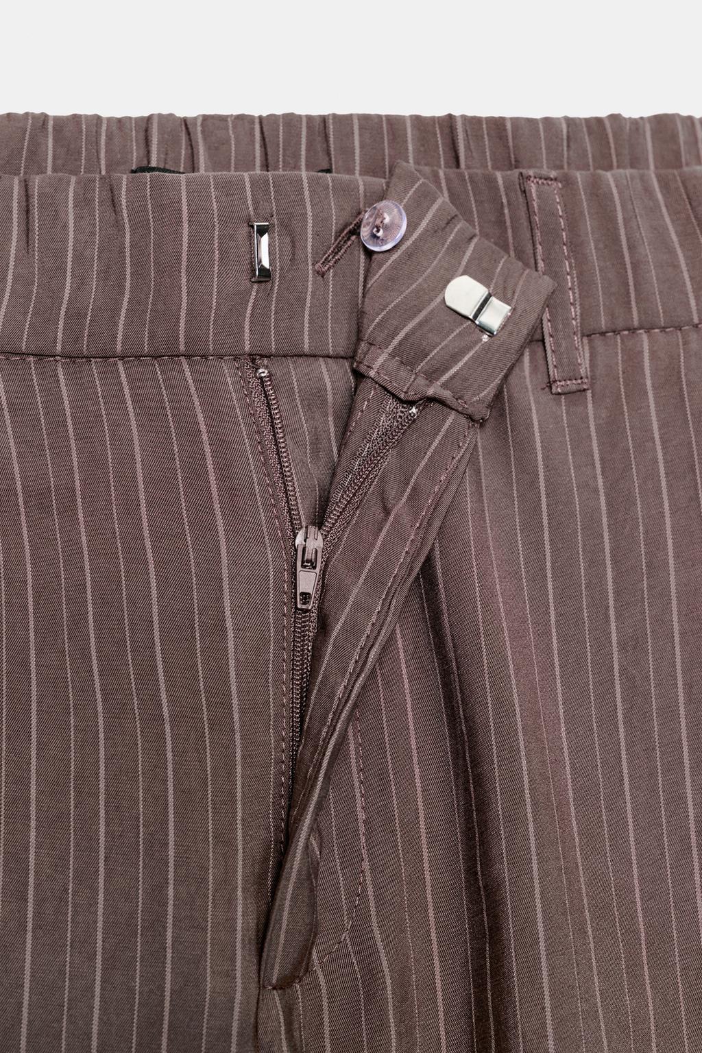 СТРУЯЩИЕСЯ БРЮКИ СО СКЛАДКАМИ