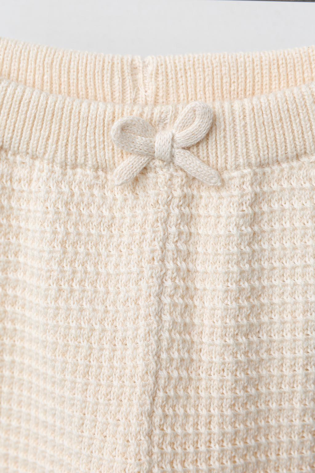 БРЮКИ С ВЫШИТЫМИ ЦВЕТАМИ И КРУЖЕВОМ