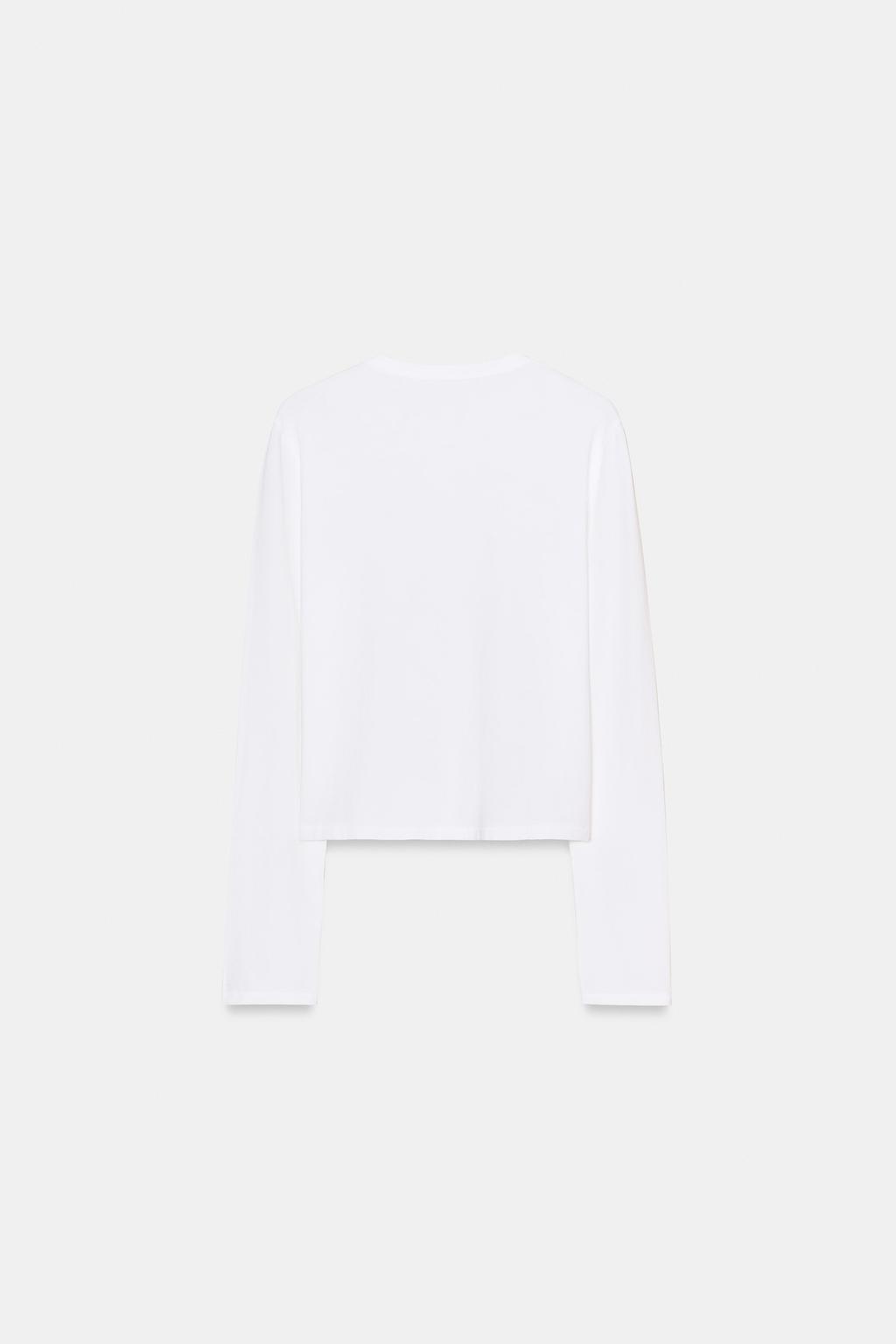 ФУТБОЛКА ИЗ 100% ХЛОПКА НА ПУГОВИЦАХ