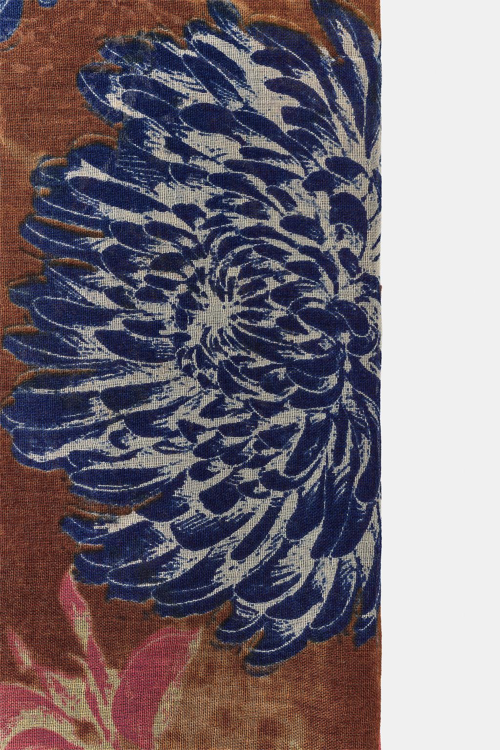 ШАРФ С ПРИНТОМ «ПИОНЫ»