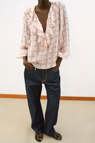 Блуза в клетку с воланами- Заказать в России