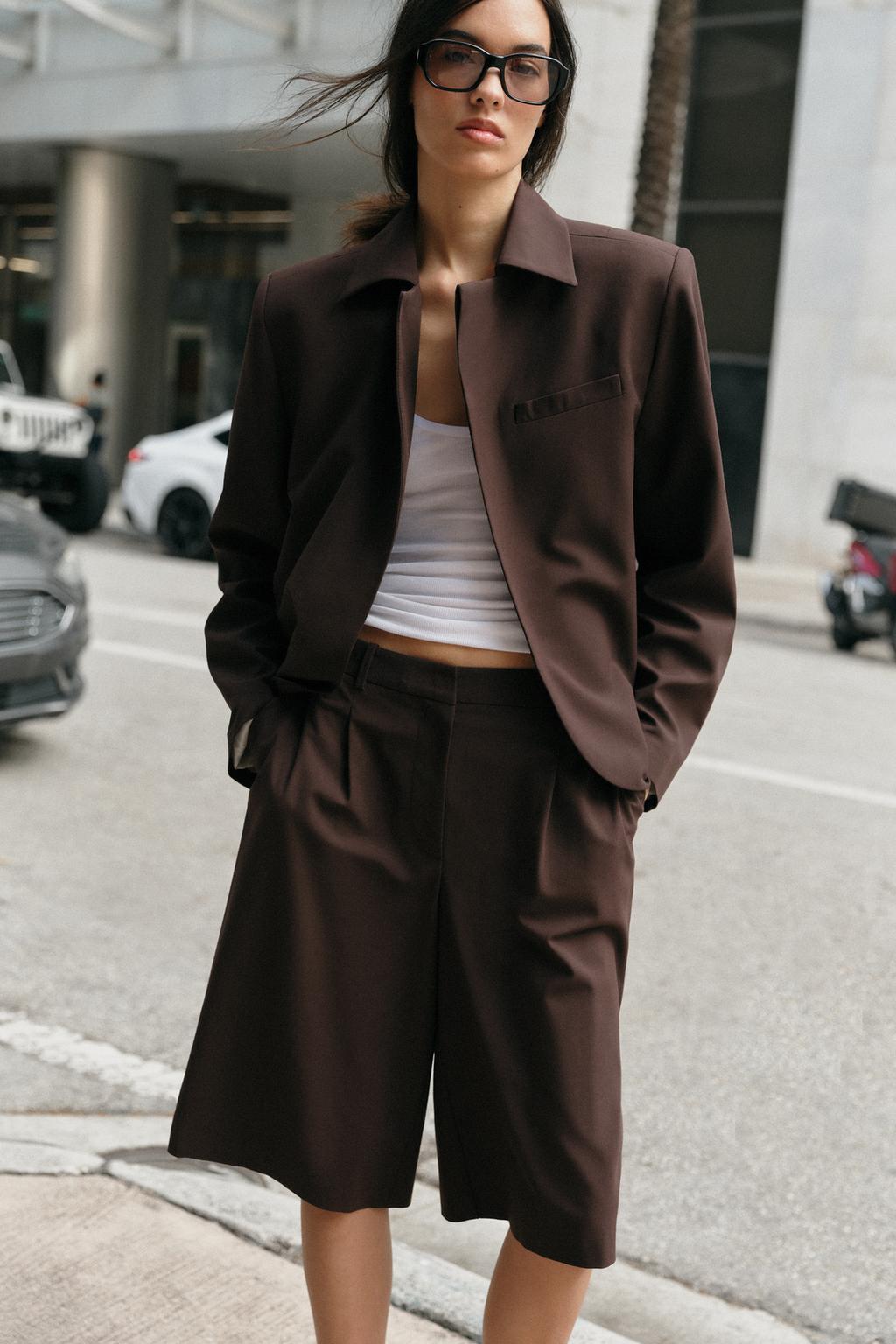 ДЛИННЫЕ БЕРМУДЫ С ЗАЩИПАМИ