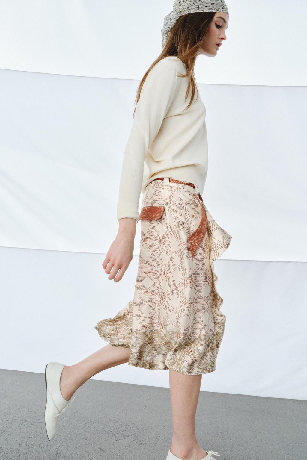 СВОБОДНЫЕ ШОРТЫ С ПРИНТОМ — ZW COLLECTION