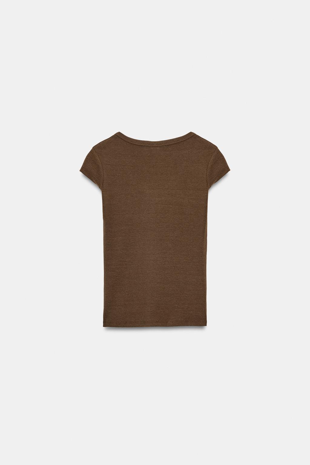 ФУТБОЛКА С ШИРОКИМ ВЫРЕЗОМ