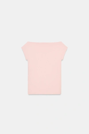 Футболка с вырезом лодочкой- Заказать в России